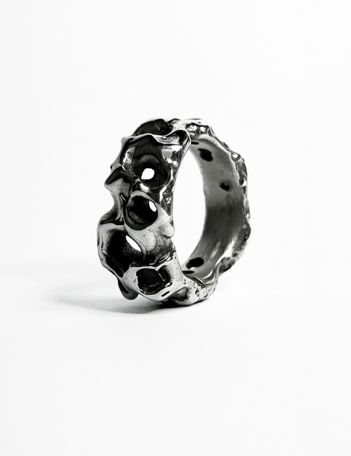 RING 107