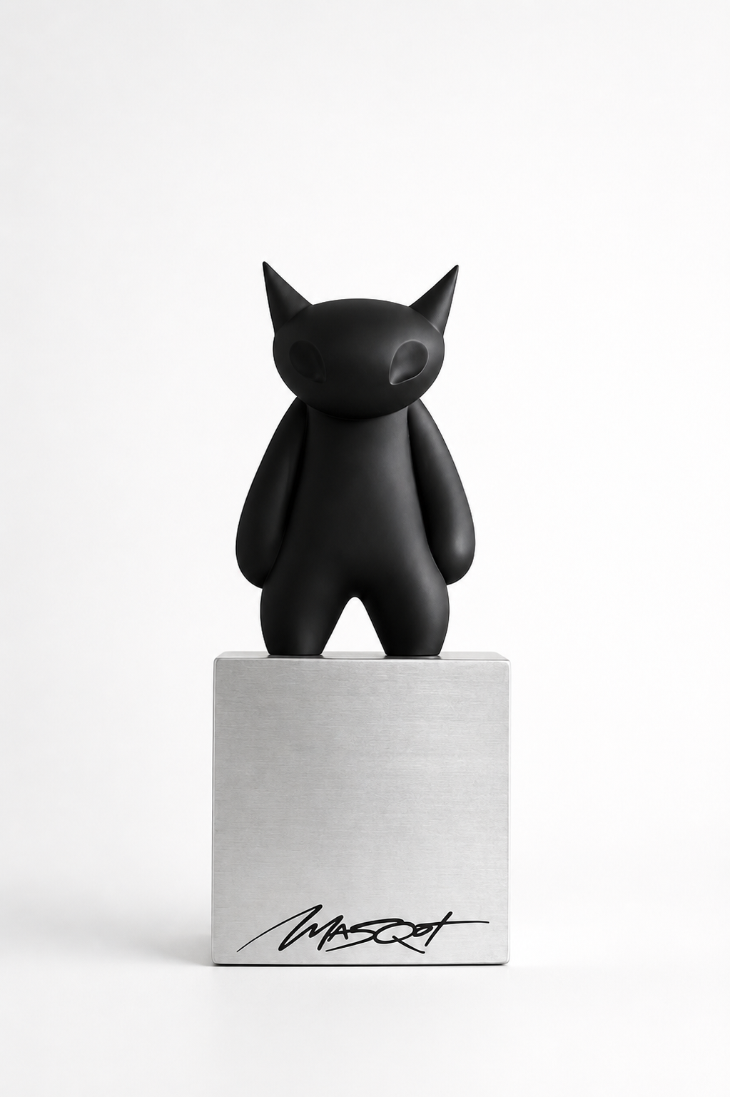 MASQOT+DISPLAY PLINTH